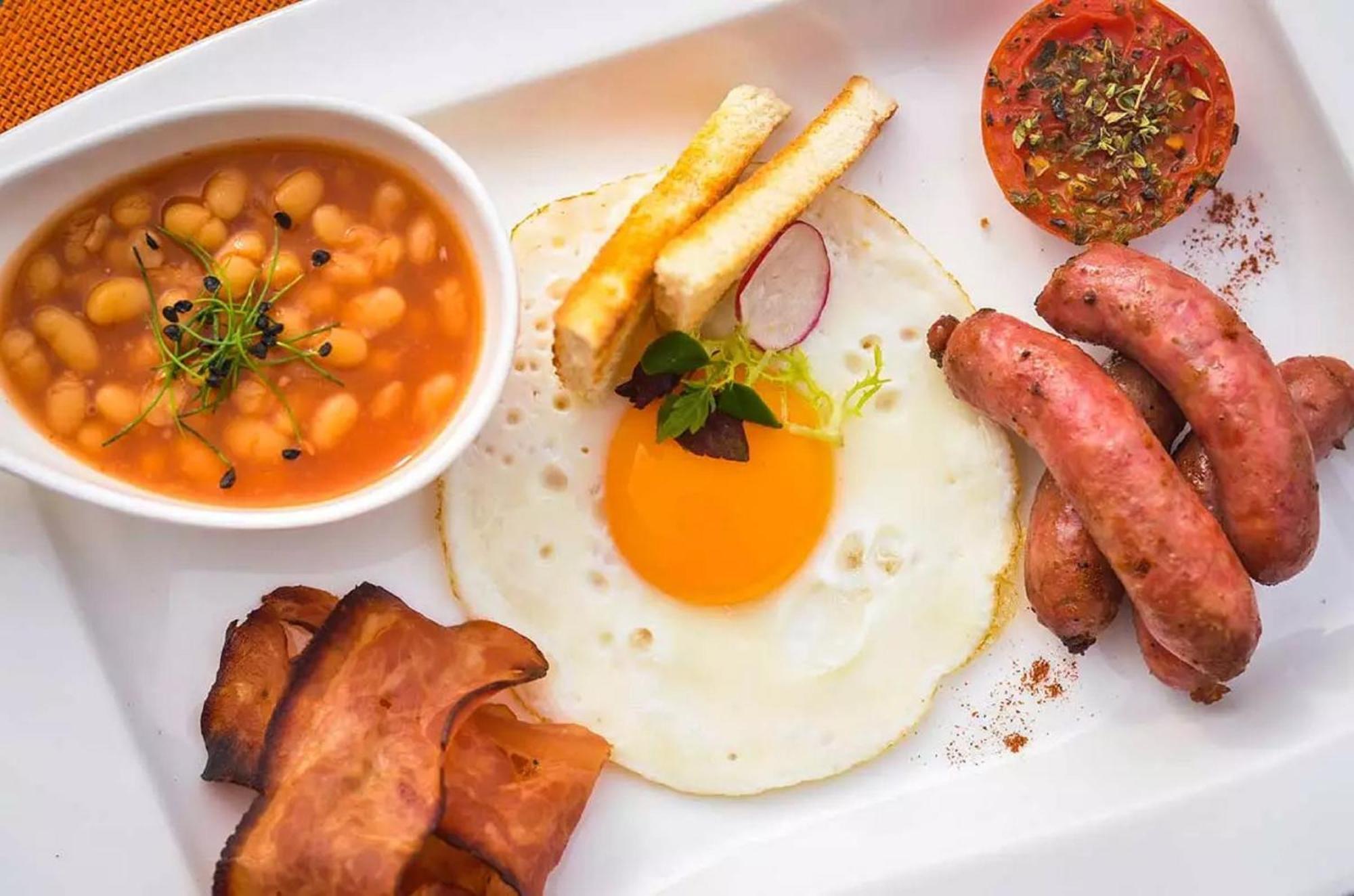Grande Real Villa Itália Hotel&Spa Cascais Exteriér fotografie A typical English breakfast