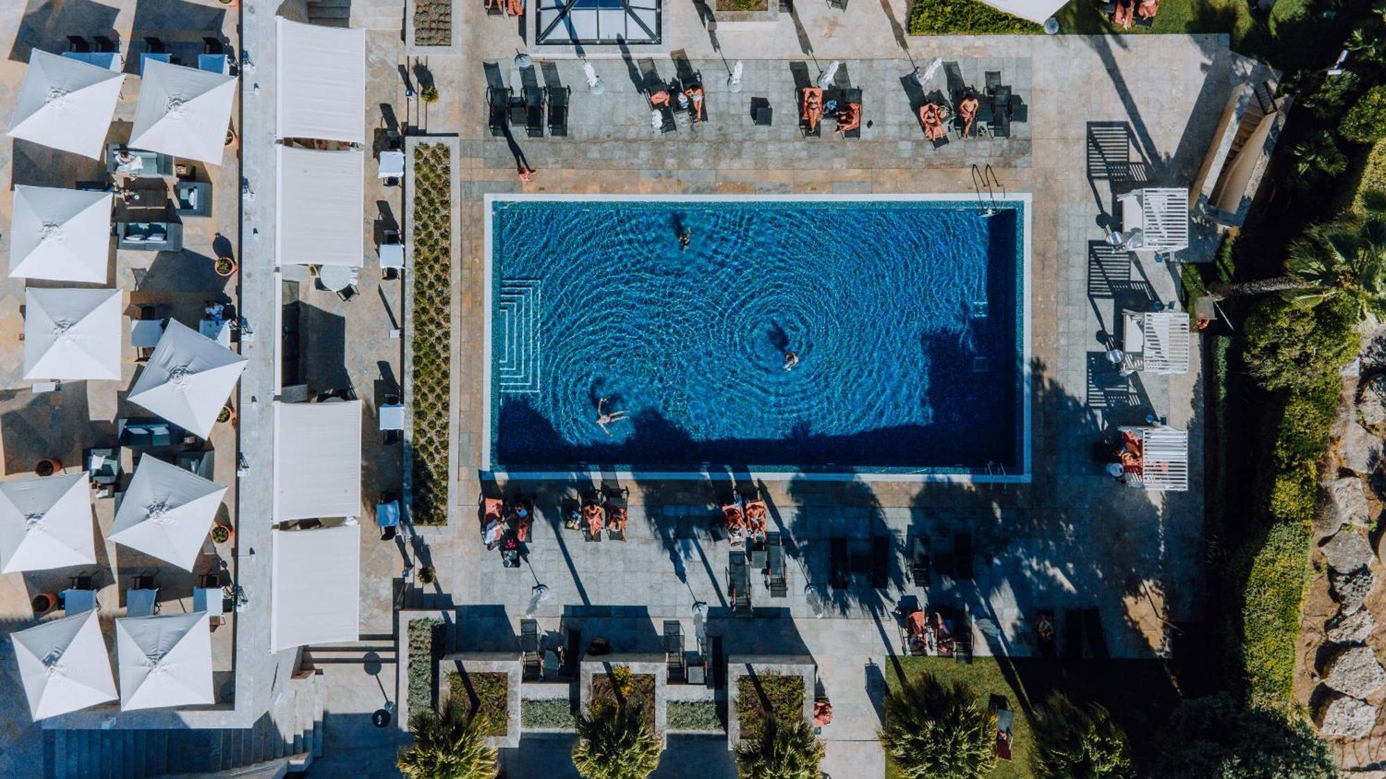 Grande Real Villa Itália Hotel&Spa Cascais Exteriér fotografie Aerial view of the pool