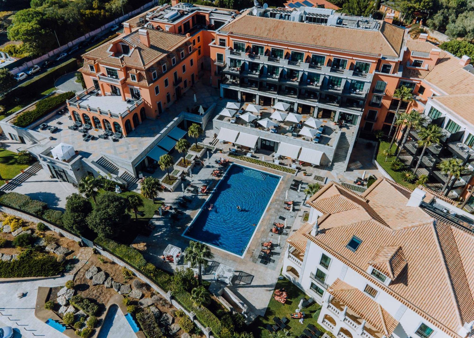 Grande Real Villa Itália Hotel&Spa Cascais Exteriér fotografie Aerial view of the hotel
