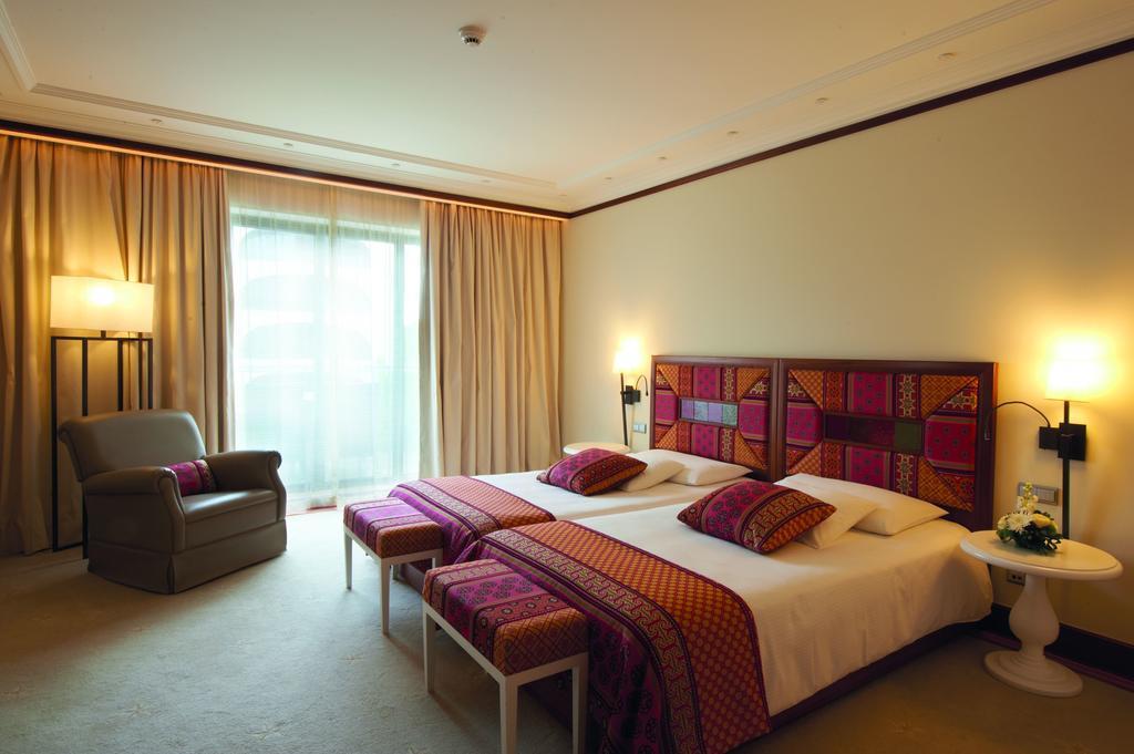Grande Real Villa Itália Hotel&Spa Cascais Exteriér fotografie A room at the hotel
